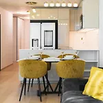 Skypark's Luxury I With Prime View Bratislava