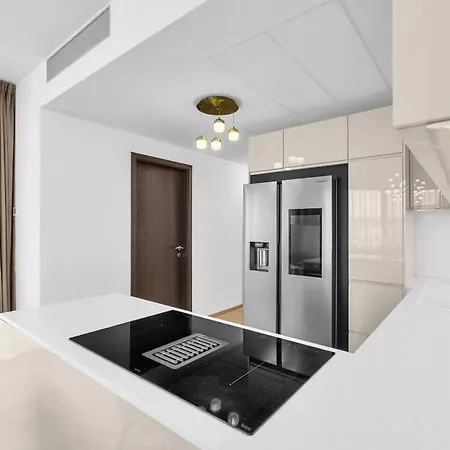 Apartment Skypark's Luxury I With Prime View