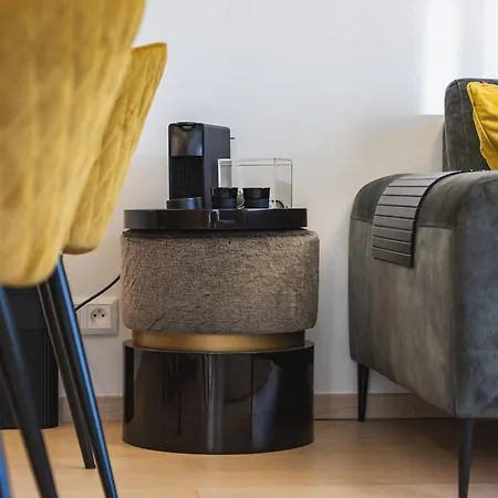 Skypark's Luxury I With Prime View Apartment